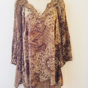 Added Dimmensions for Catherine’s brand top